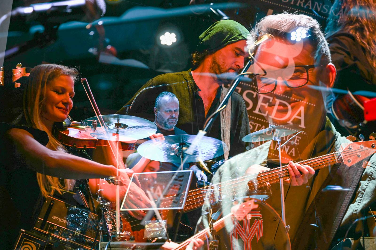 Ondřej Fencl a Hromosvod oslavili v Malostranské besedě třicet let na scéně