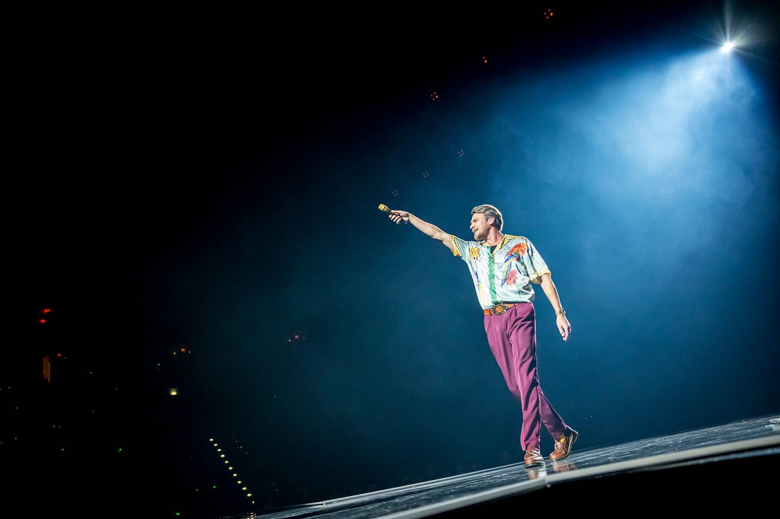 Kvalitní hudba, špičkoví tanečníci a emocemi nabitá show. Vojtěch Dyk si splnil sen a učaroval O2 areně