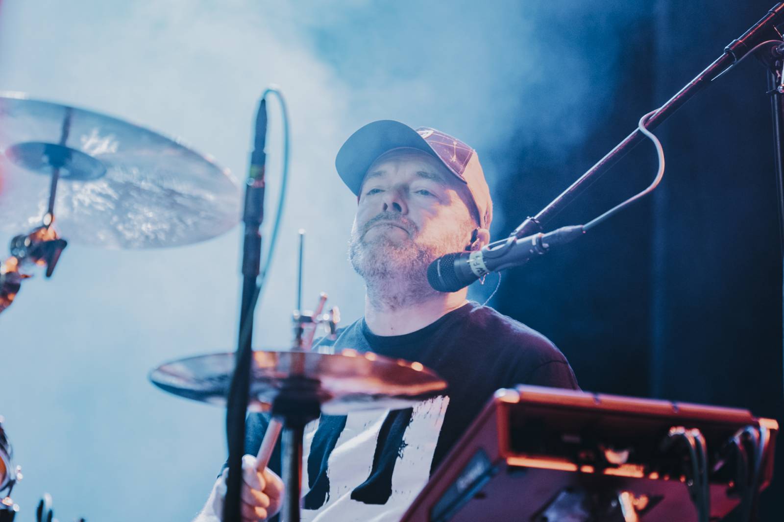 Wohnout zase elektricky. Kapela roztančila Plzeň, jejím hostem byli Resumé