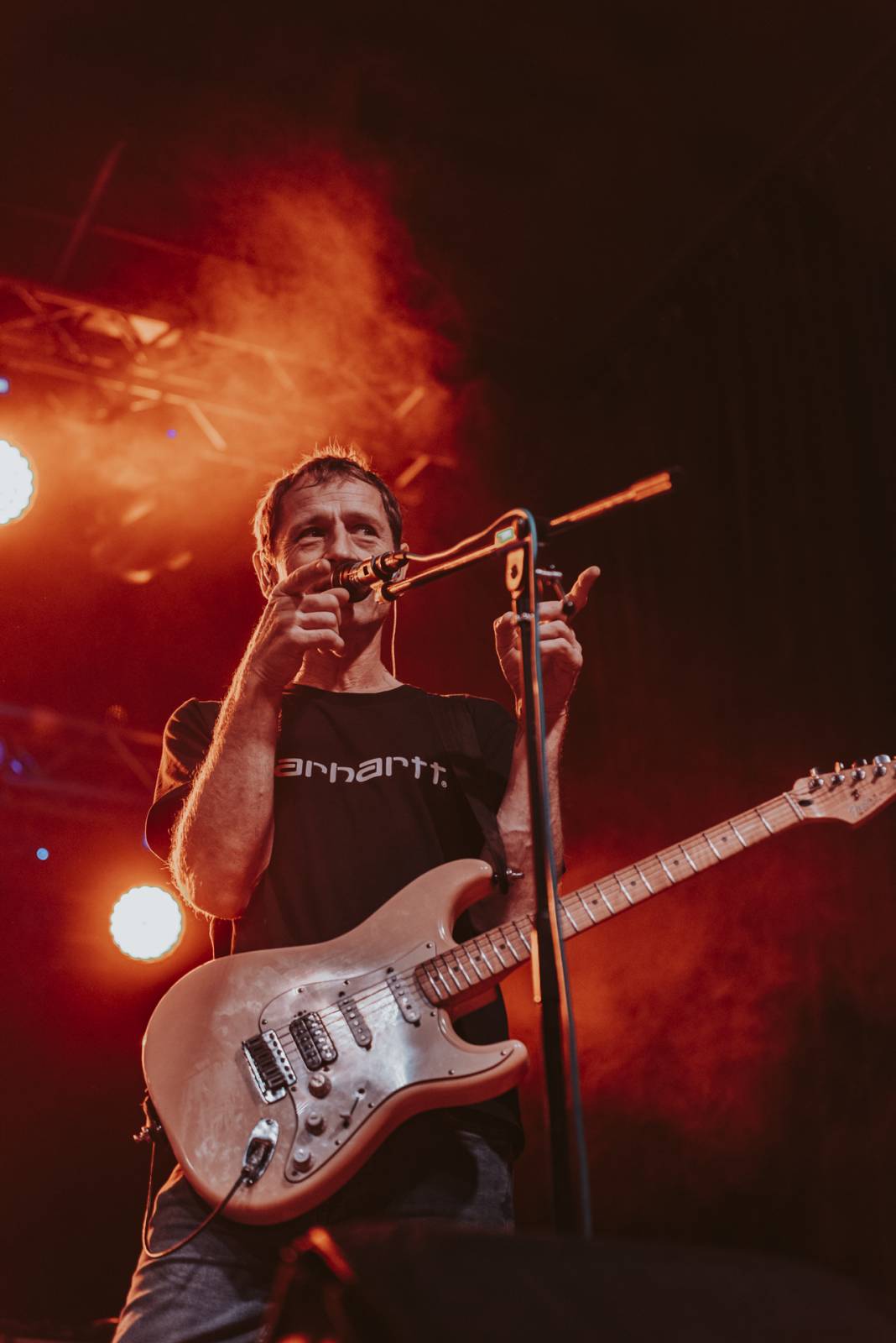 Wohnout zase elektricky. Kapela roztančila Plzeň, jejím hostem byli Resumé