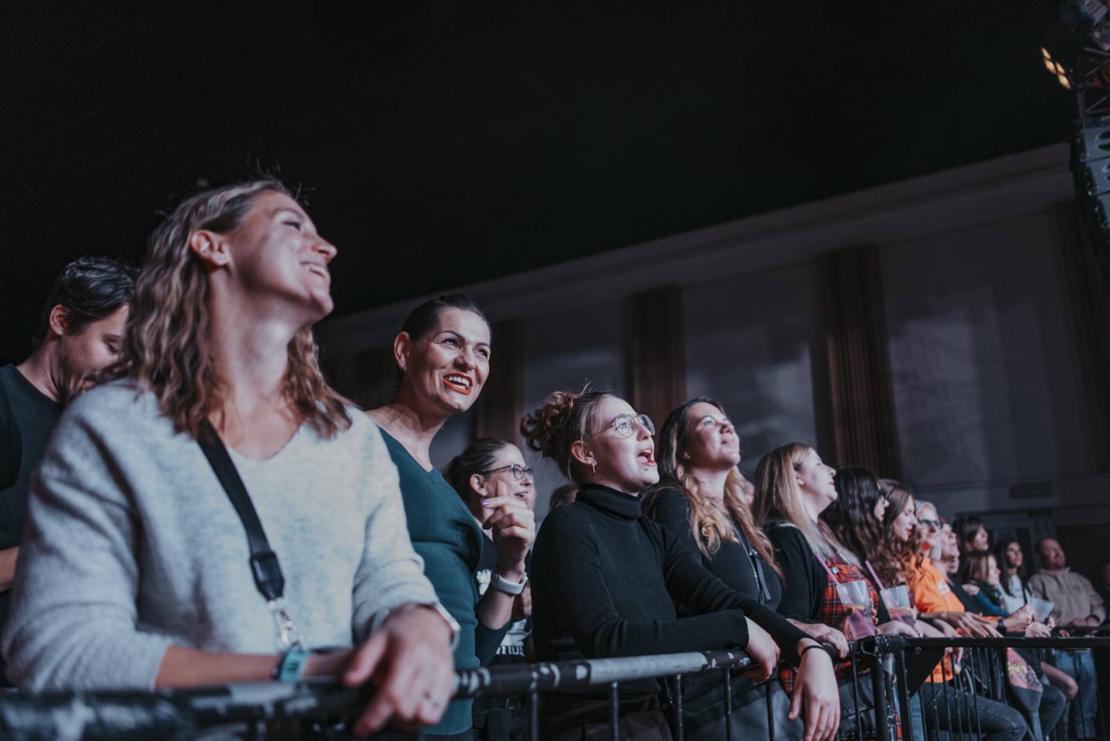 Wohnout zase elektricky. Kapela roztančila Plzeň, jejím hostem byli Resumé