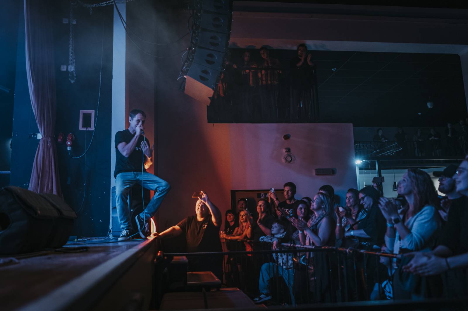 Wohnout zase elektricky. Kapela roztančila Plzeň, jejím hostem byli Resumé