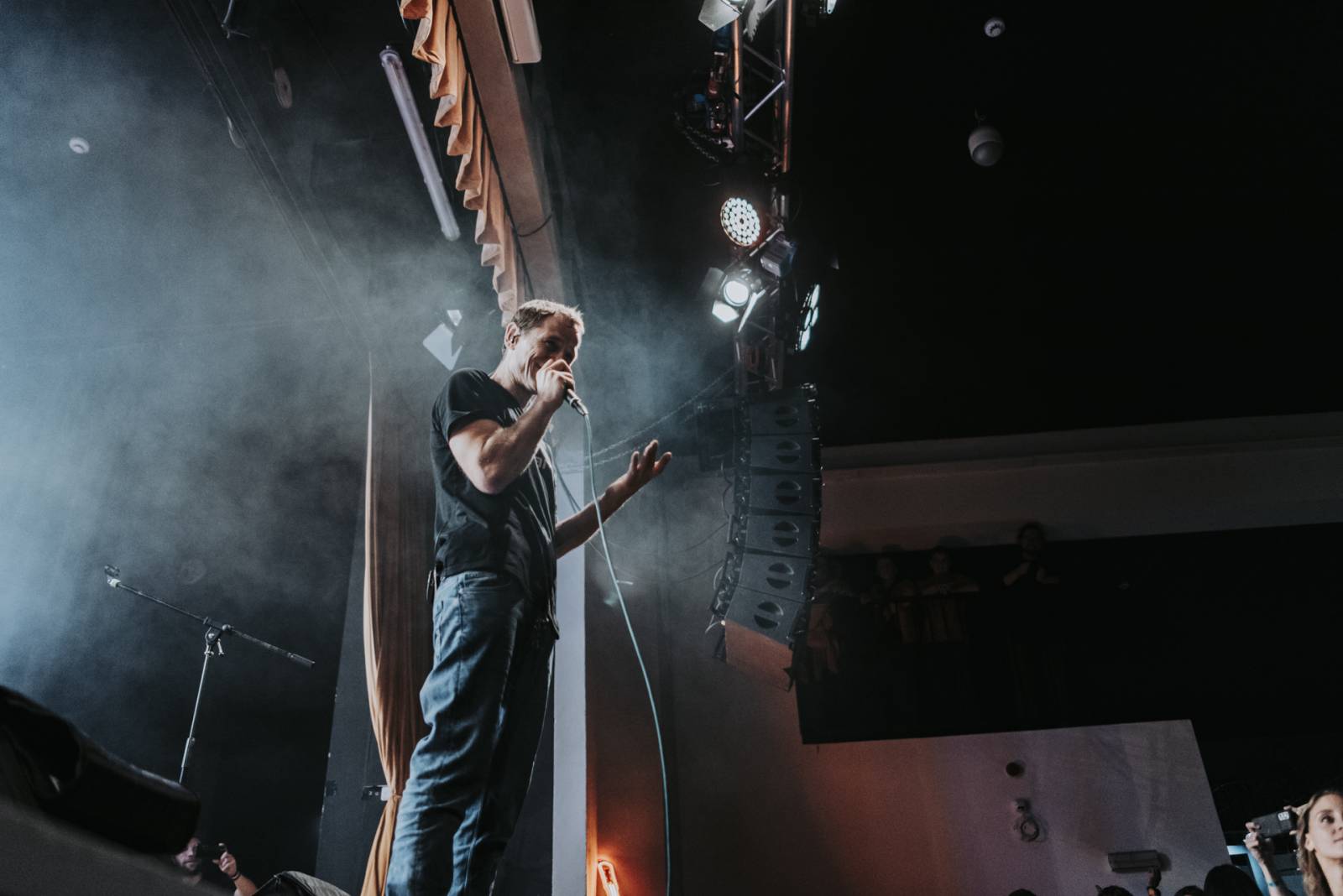 Wohnout zase elektricky. Kapela roztančila Plzeň, jejím hostem byli Resumé