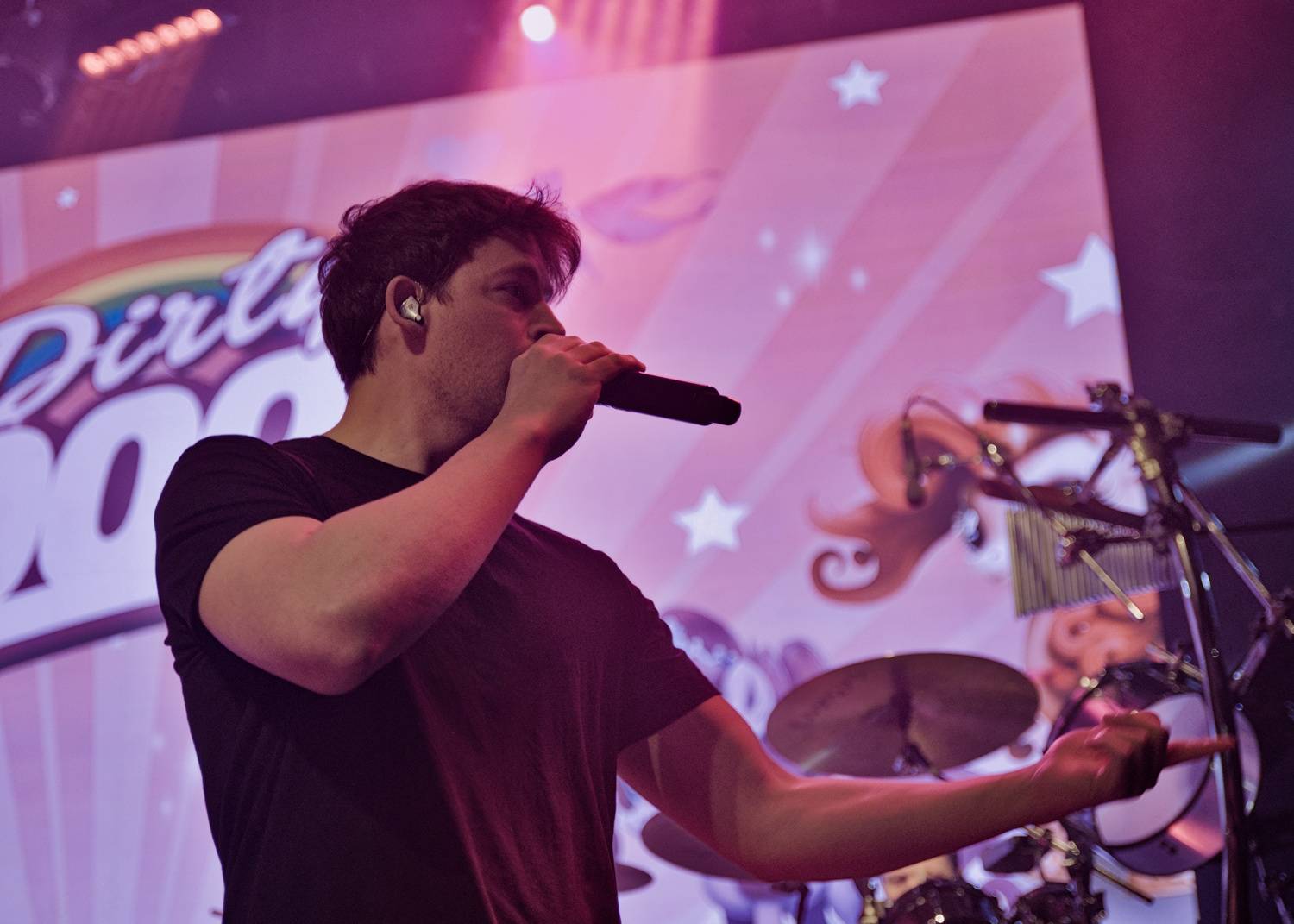 Dirty Loops odpálili v Lucerna Music Baru pořádnou nálož funku