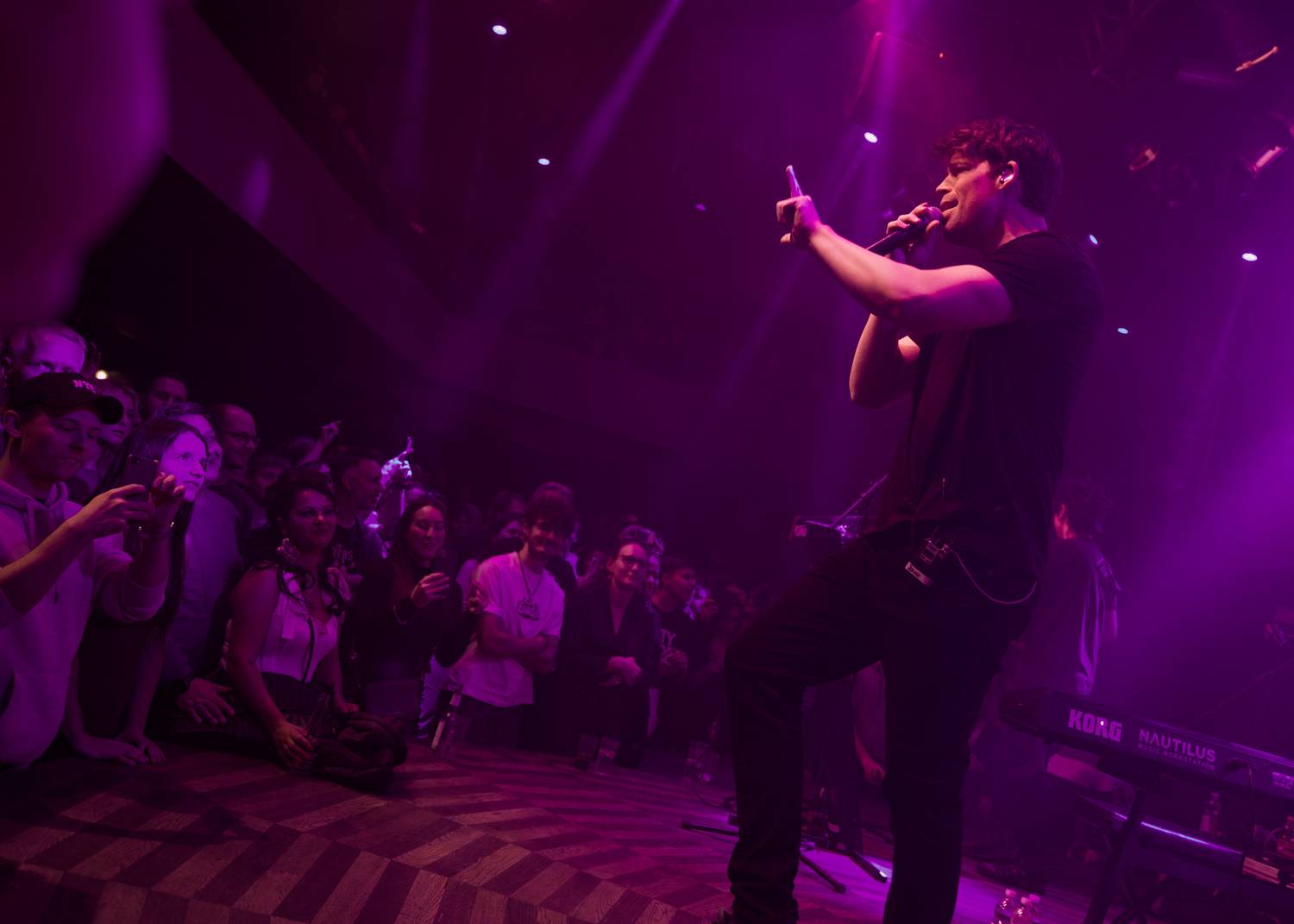 Dirty Loops odpálili v Lucerna Music Baru pořádnou nálož funku