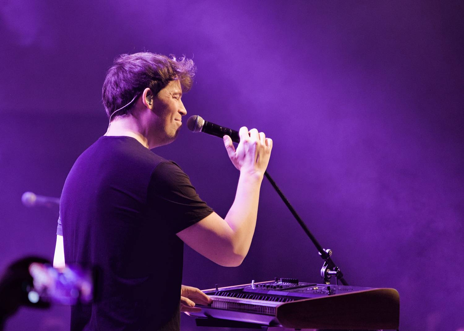 Dirty Loops odpálili v Lucerna Music Baru pořádnou nálož funku