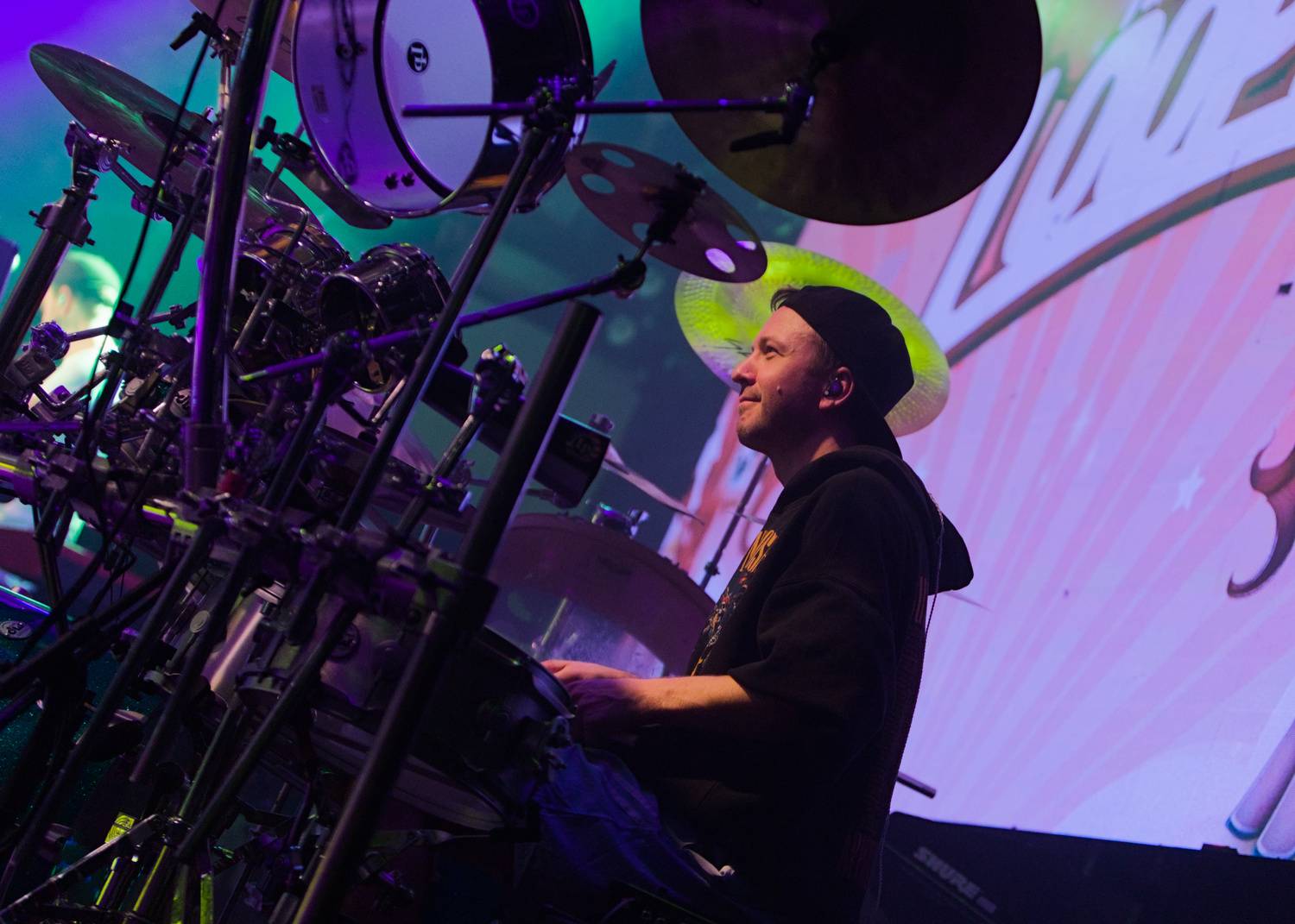 Dirty Loops odpálili v Lucerna Music Baru pořádnou nálož funku