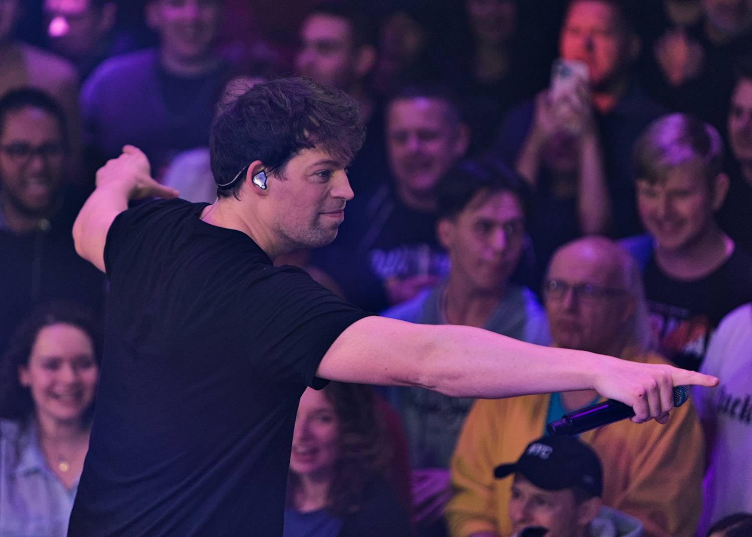 Dirty Loops odpálili v Lucerna Music Baru pořádnou nálož funku