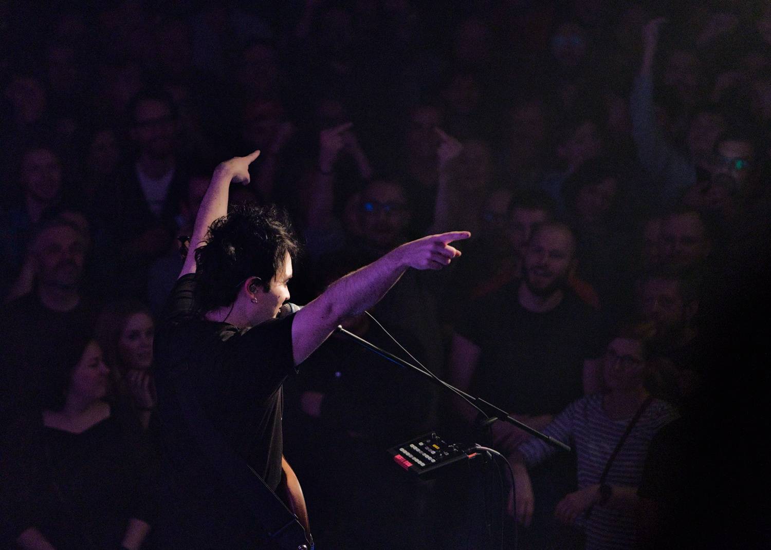 Dirty Loops odpálili v Lucerna Music Baru pořádnou nálož funku