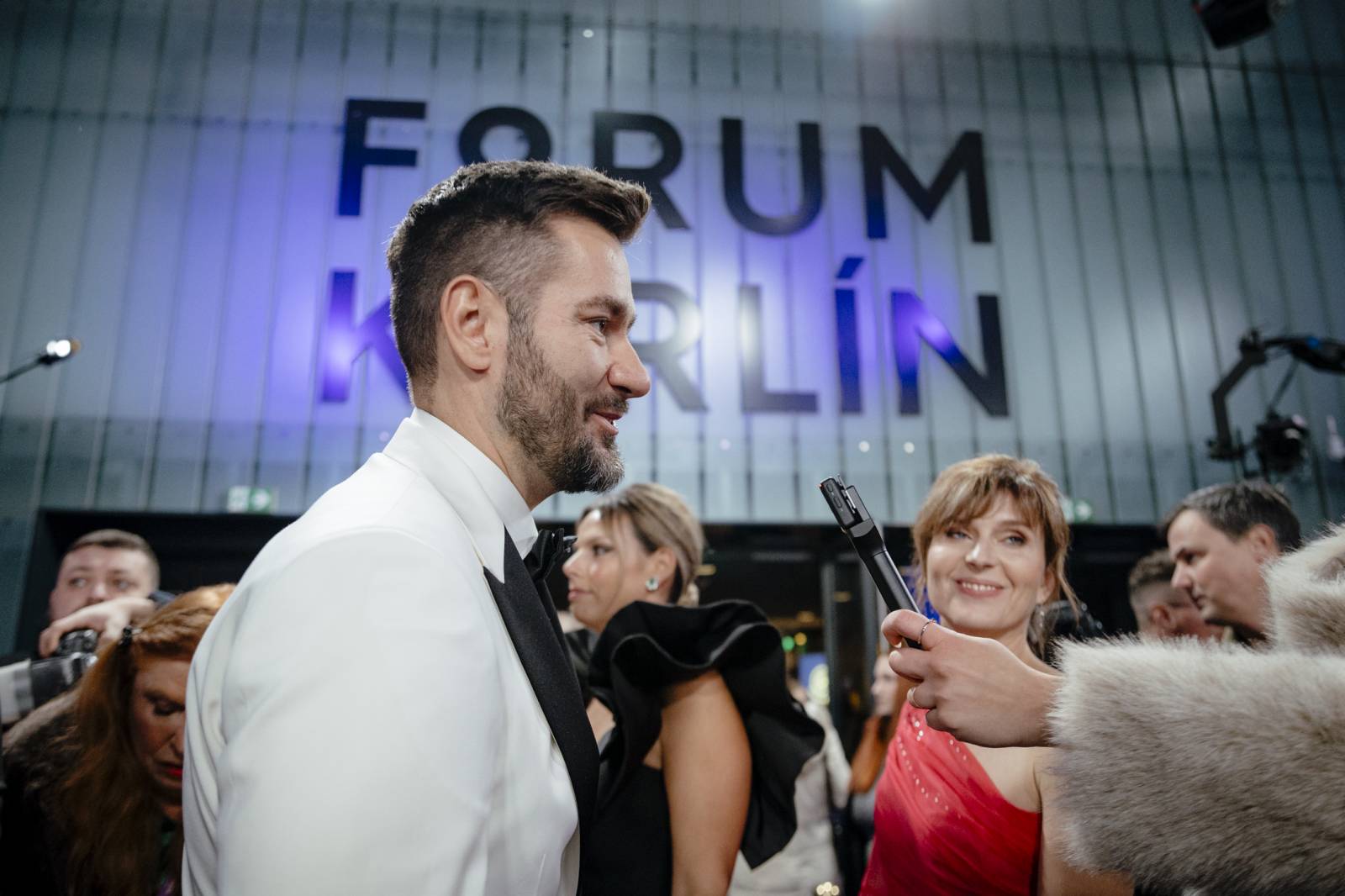 Absolutní slavicí se stala Ewa Farna. Vyhráli i Marek Ztracený a Kabát, bronzem překvapil Václav Noid Bárta