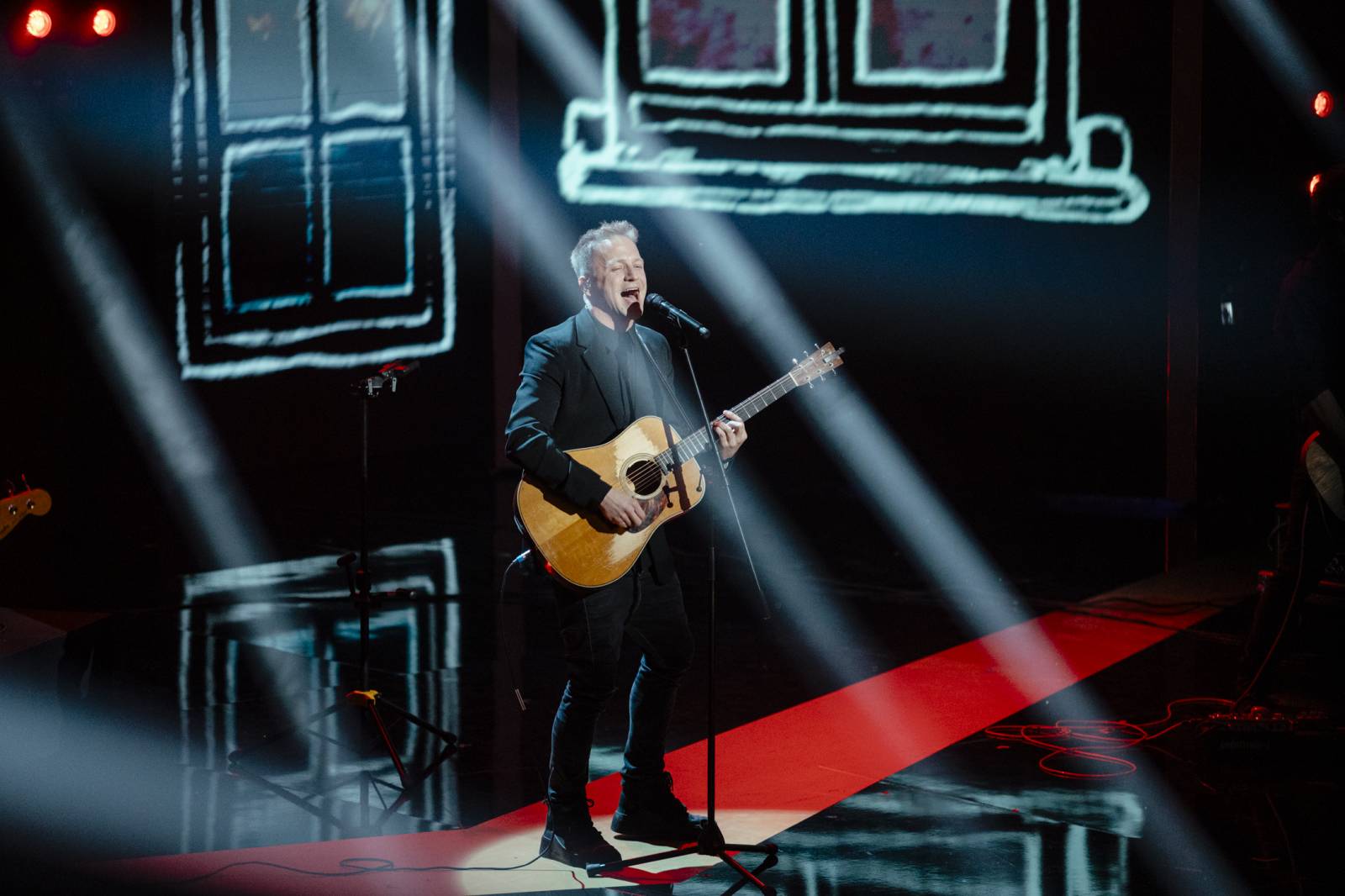 Absolutní slavicí se stala Ewa Farna. Vyhráli i Marek Ztracený a Kabát, bronzem překvapil Václav Noid Bárta