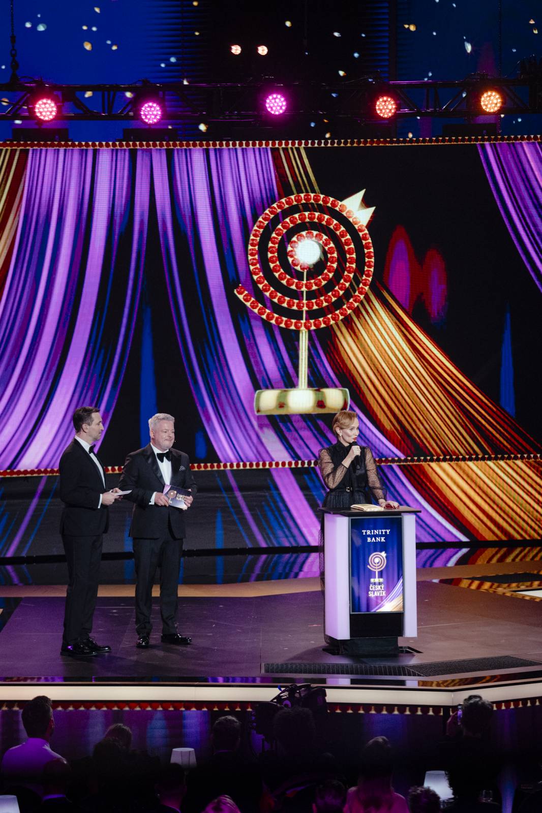 Absolutní slavicí se stala Ewa Farna. Vyhráli i Marek Ztracený a Kabát, bronzem překvapil Václav Noid Bárta