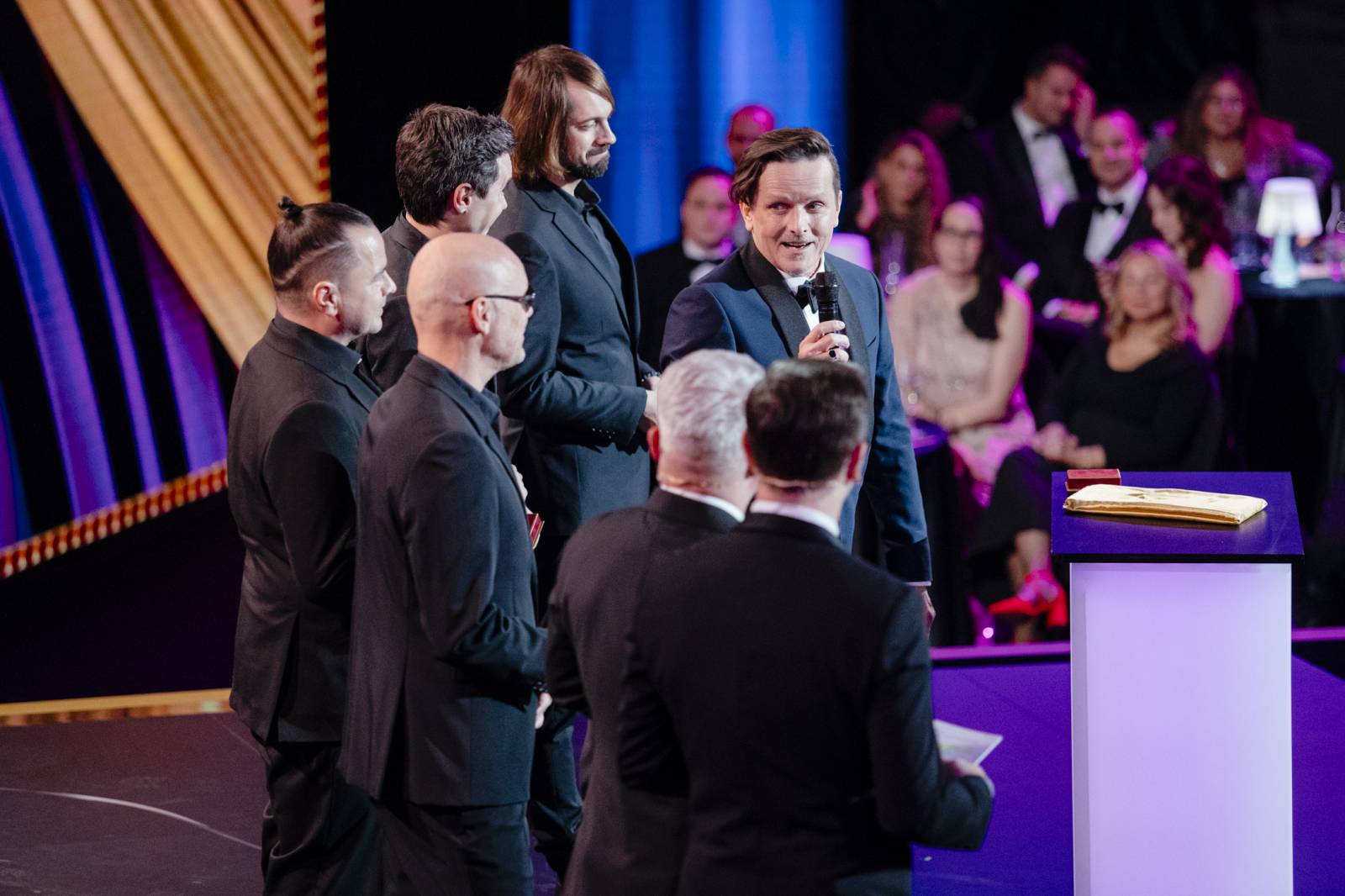 Absolutní slavicí se stala Ewa Farna. Vyhráli i Marek Ztracený a Kabát, bronzem překvapil Václav Noid Bárta