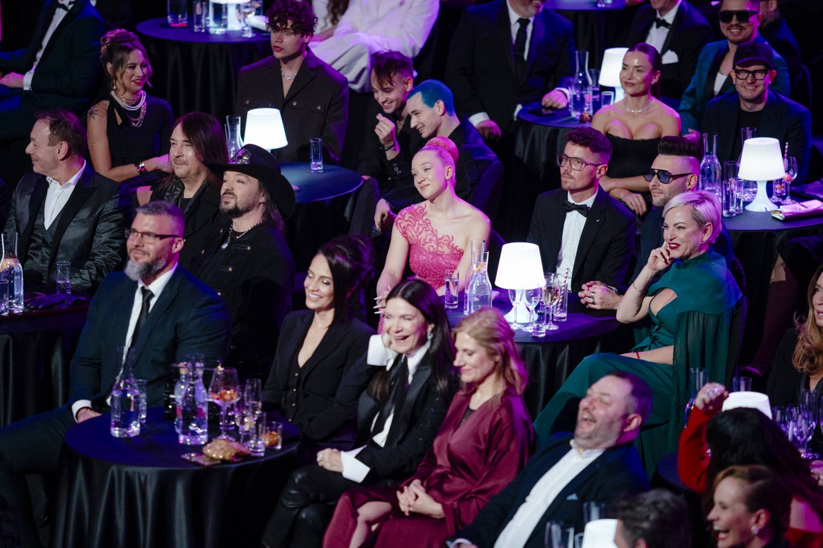 Absolutní slavicí se stala Ewa Farna. Vyhráli i Marek Ztracený a Kabát, bronzem překvapil Václav Noid Bárta