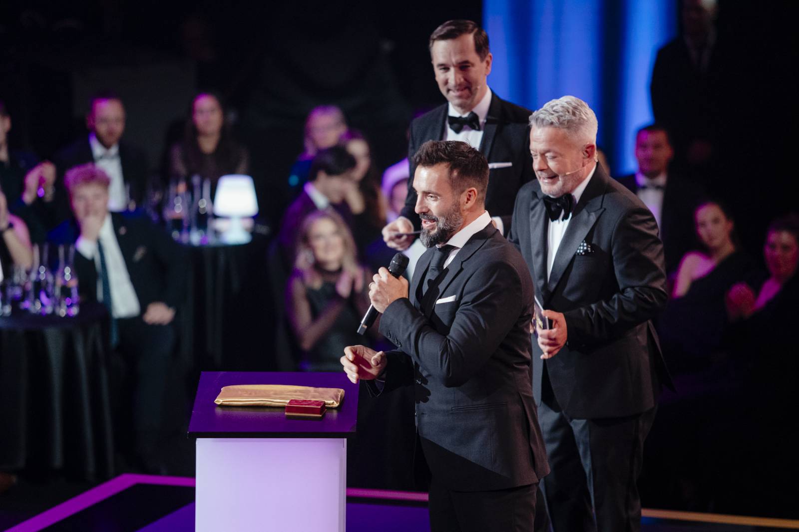 Absolutní slavicí se stala Ewa Farna. Vyhráli i Marek Ztracený a Kabát, bronzem překvapil Václav Noid Bárta