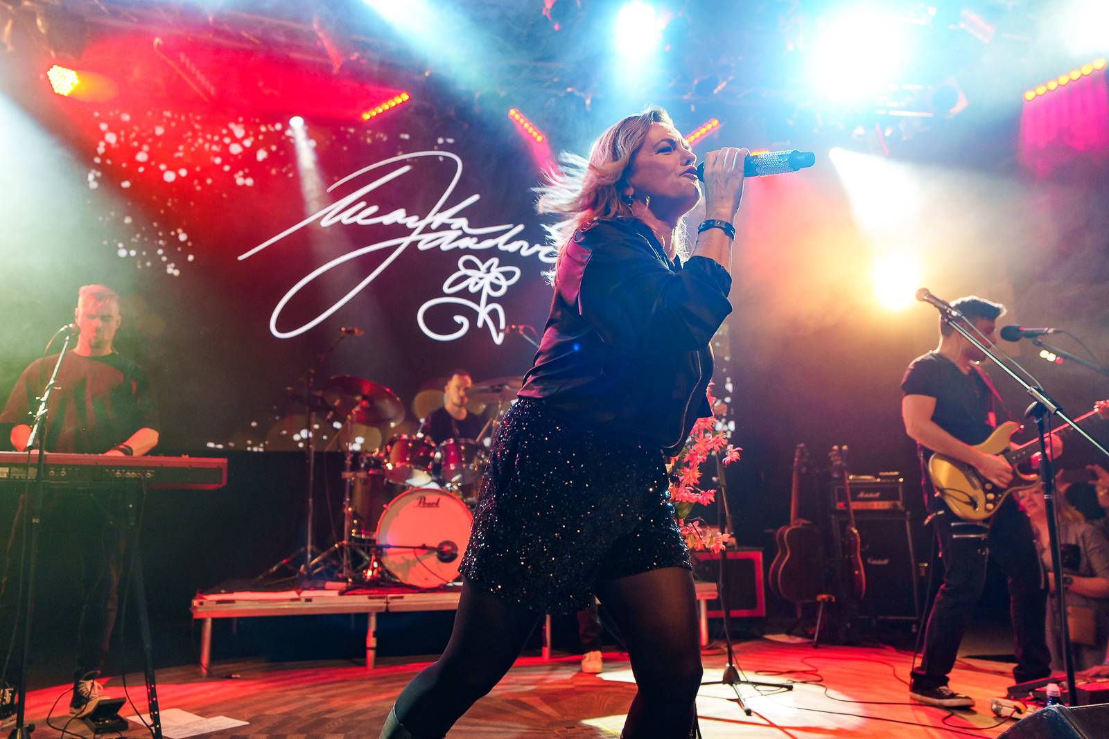 Živelná show, která nenechala nikoho v klidu. Takový byl koncert Marty Jandové v Lucerna Music Baru