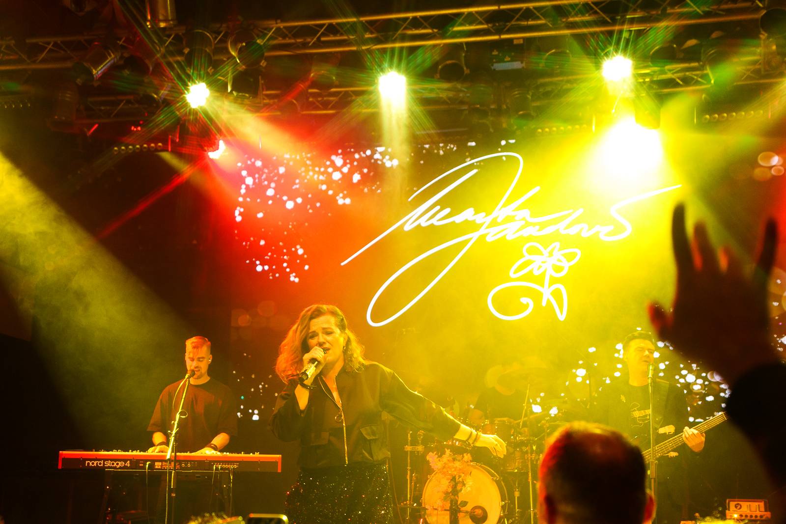 Živelná show, která nenechala nikoho v klidu. Takový byl koncert Marty Jandové v Lucerna Music Baru