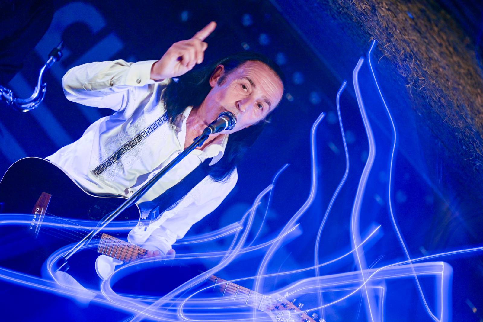 Schodiště pokřtilo v Café V lese modrou část svého 2LP, kmotrem se stal Golda ze Znouzectnosti