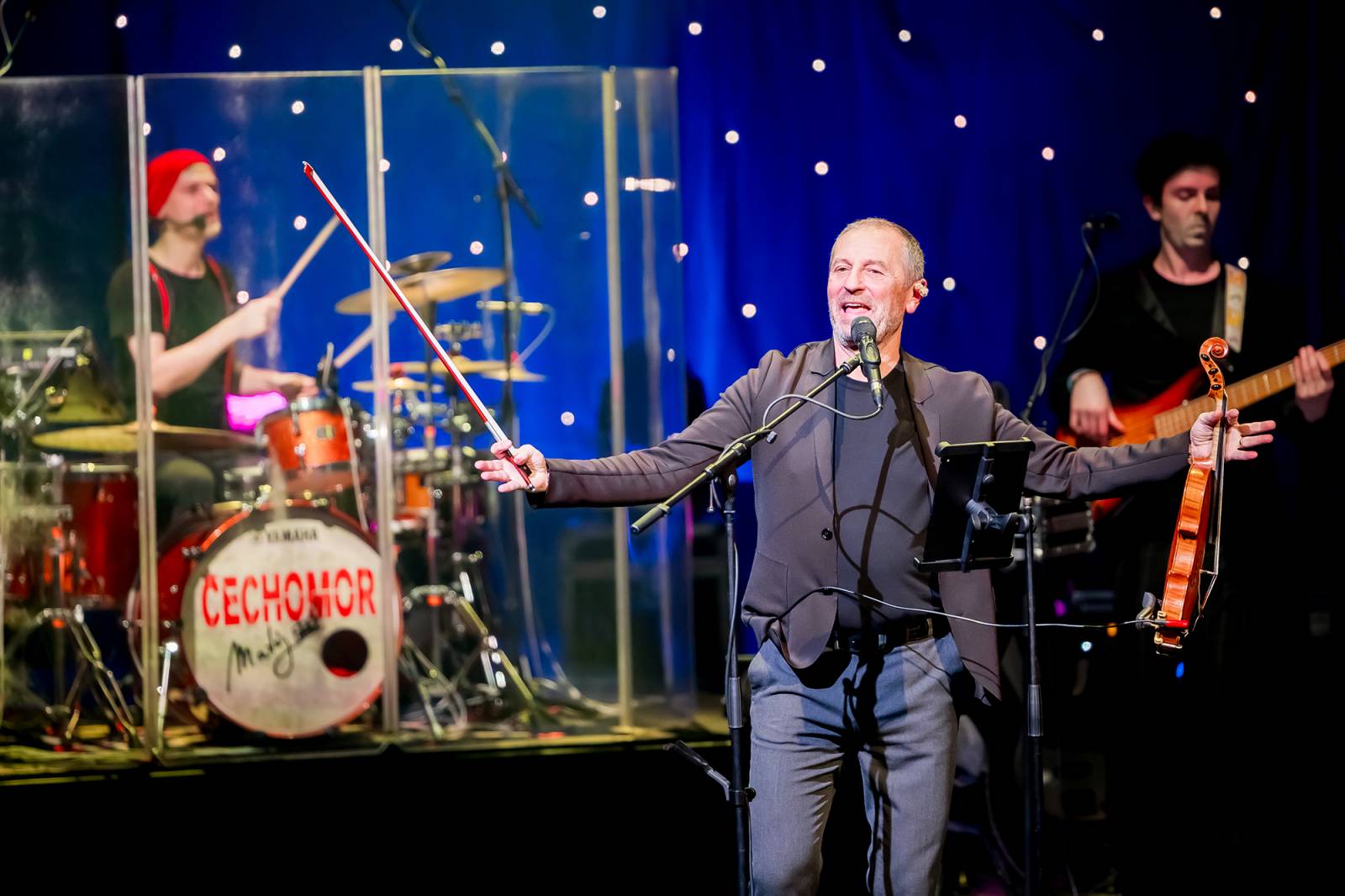 Čechomor pokřtil v Hybernii nové album, koncert obohatil o cimbálový doprovod