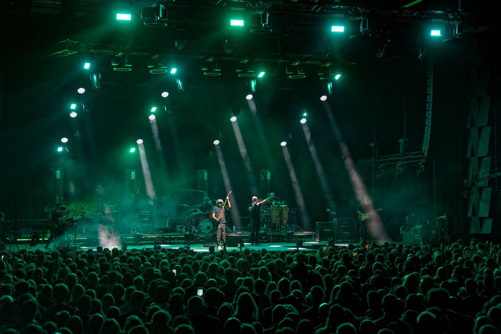 David Koller v Praze navodil vánoční atmosféru, do Fora Karlín si pozval Bena Cristovao a Lenku Dusilovou