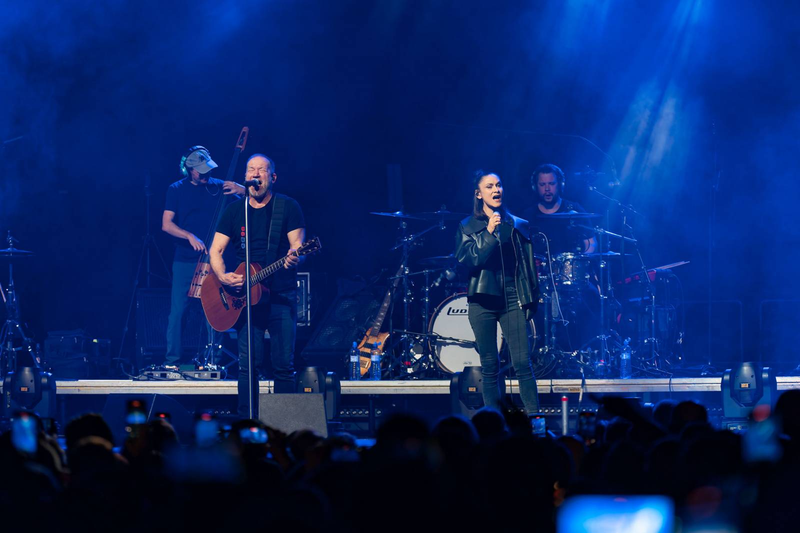 David Koller v Praze navodil vánoční atmosféru, do Fora Karlín si pozval Bena Cristovao a Lenku Dusilovou