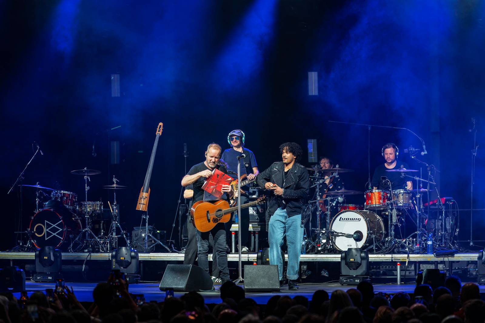 David Koller v Praze navodil vánoční atmosféru, do Fora Karlín si pozval Bena Cristovao a Lenku Dusilovou