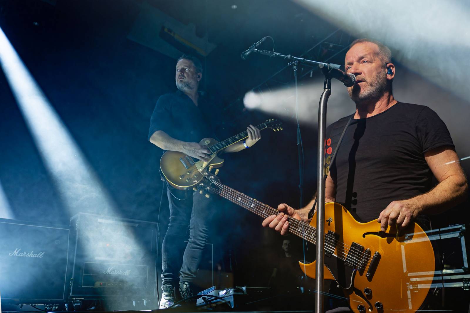 David Koller v Praze navodil vánoční atmosféru, do Fora Karlín si pozval Bena Cristovao a Lenku Dusilovou