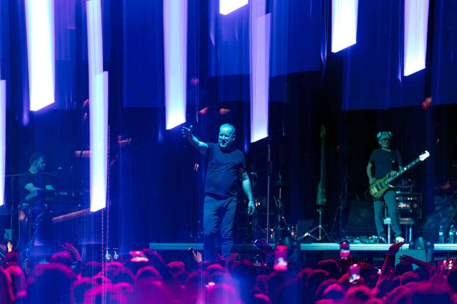 David Koller v Praze navodil vánoční atmosféru, do Fora Karlín si pozval Bena Cristovao a Lenku Dusilovou