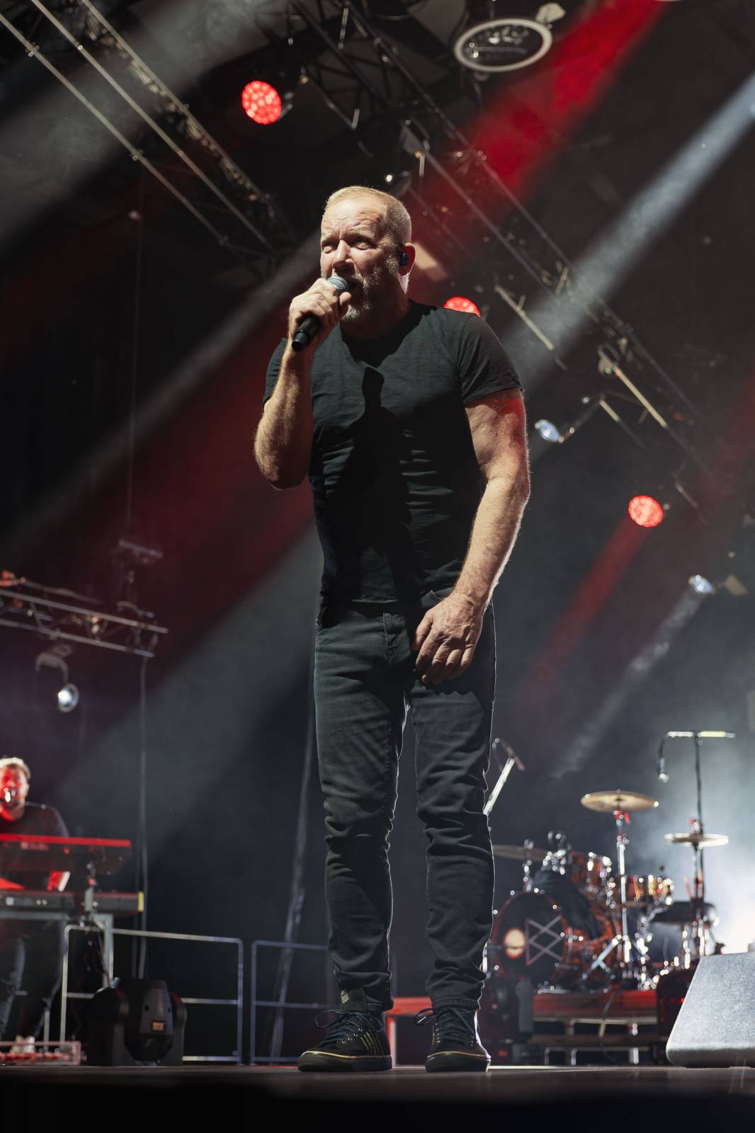 David Koller v Praze navodil vánoční atmosféru, do Fora Karlín si pozval Bena Cristovao a Lenku Dusilovou