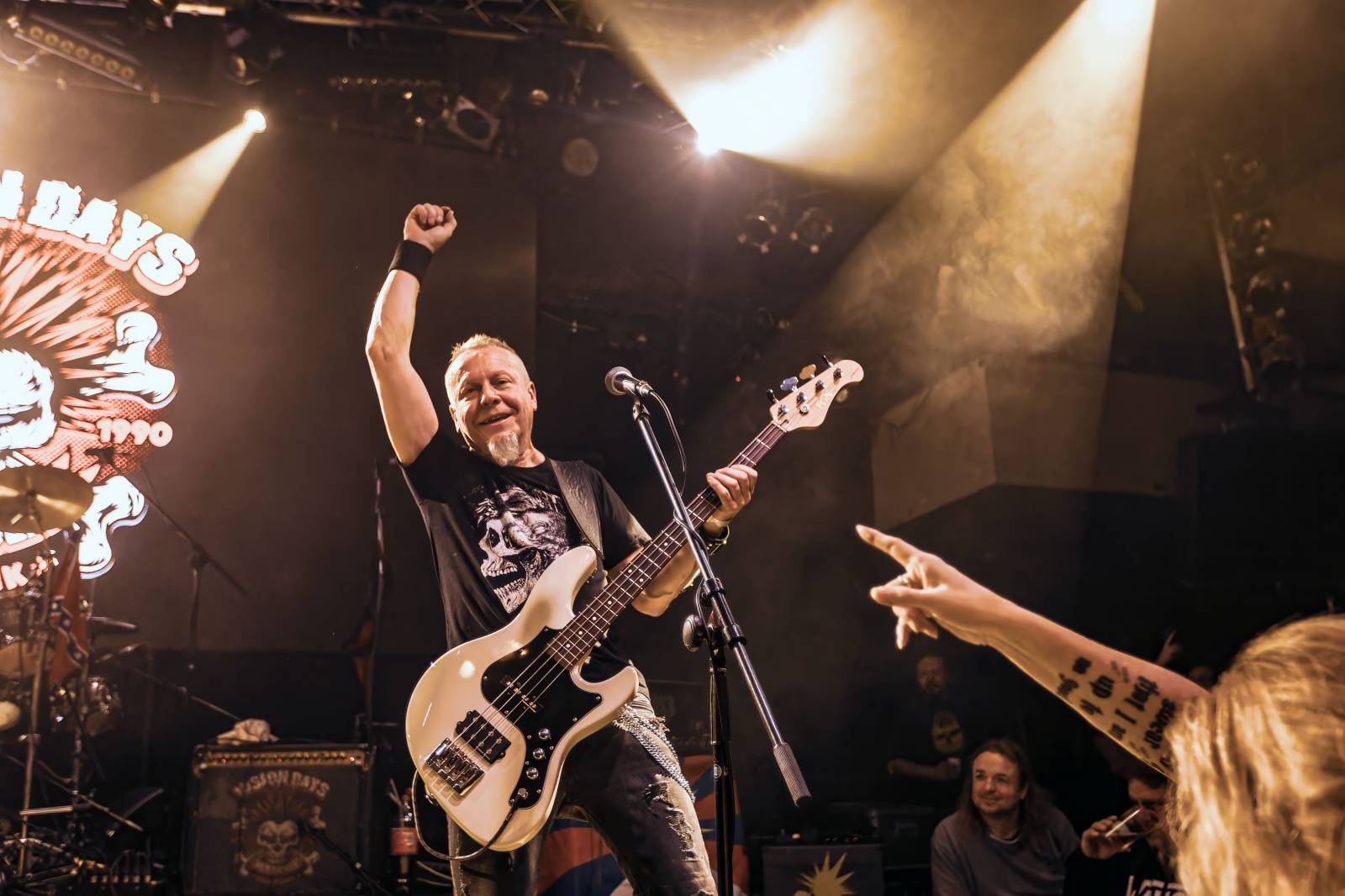 Visací zámek odehrál v Lucerna Music Baru poslední koncert letošního roku, oslavil jím 42 let na scéně