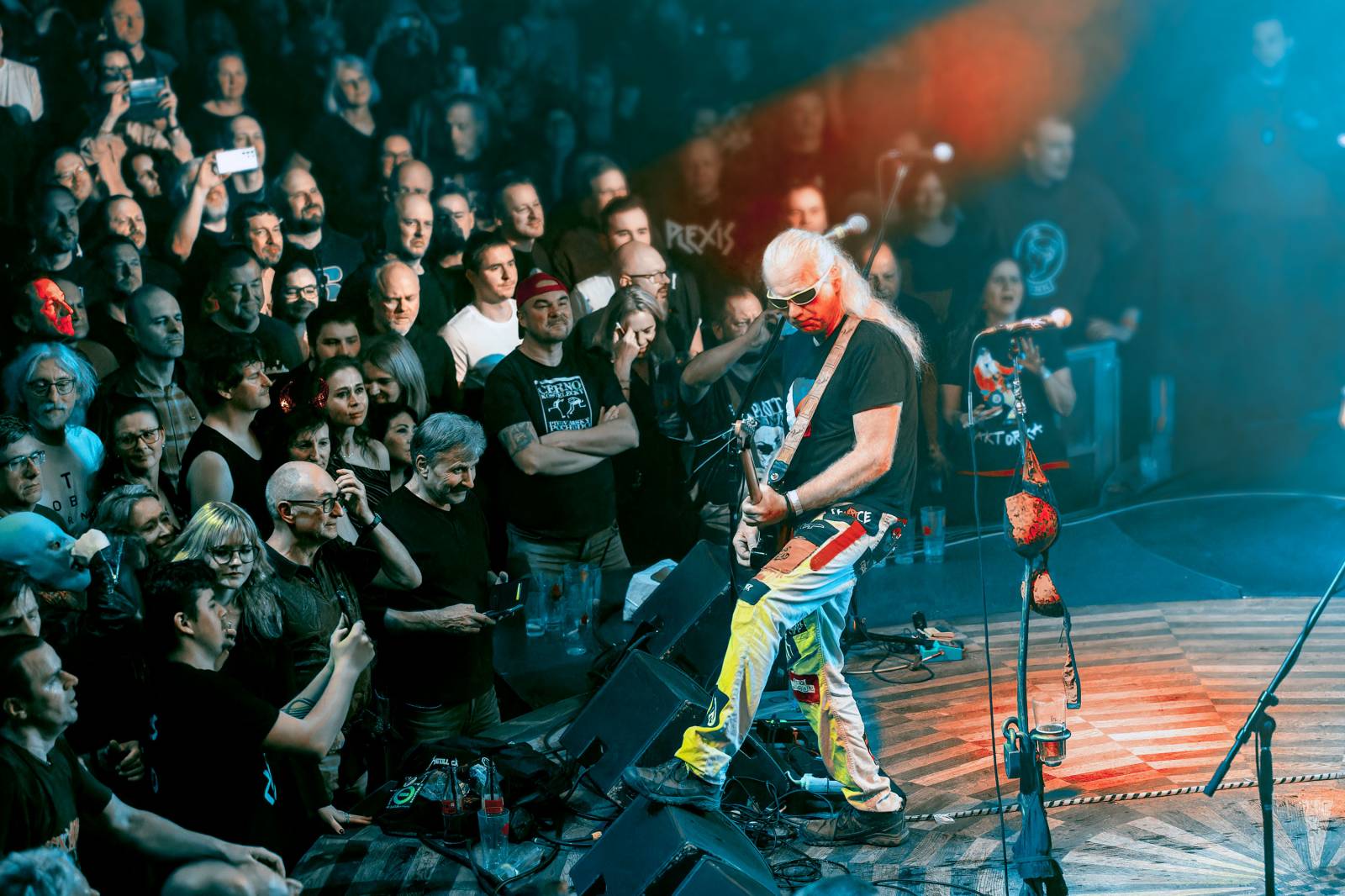 Visací zámek odehrál v Lucerna Music Baru poslední koncert letošního roku, oslavil jím 42 let na scéně