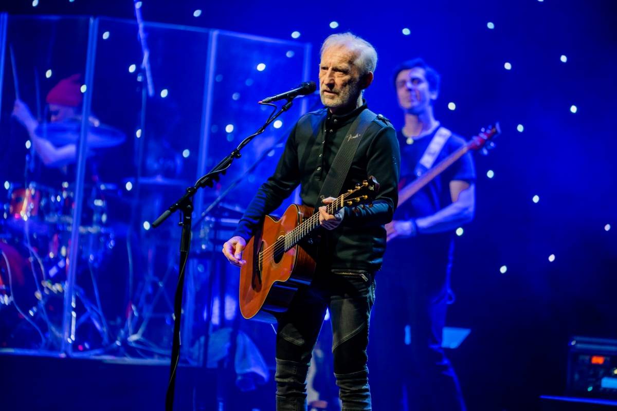 Čechomor zavítal s vánočním turné do Brna, doprovodila ho cimbalistka Anna Jagošová