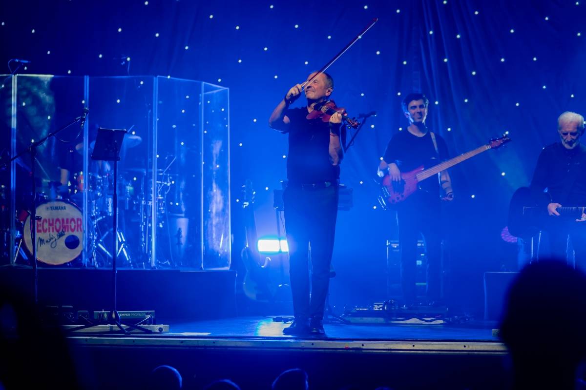 Čechomor zavítal s vánočním turné do Brna, doprovodila ho cimbalistka Anna Jagošová