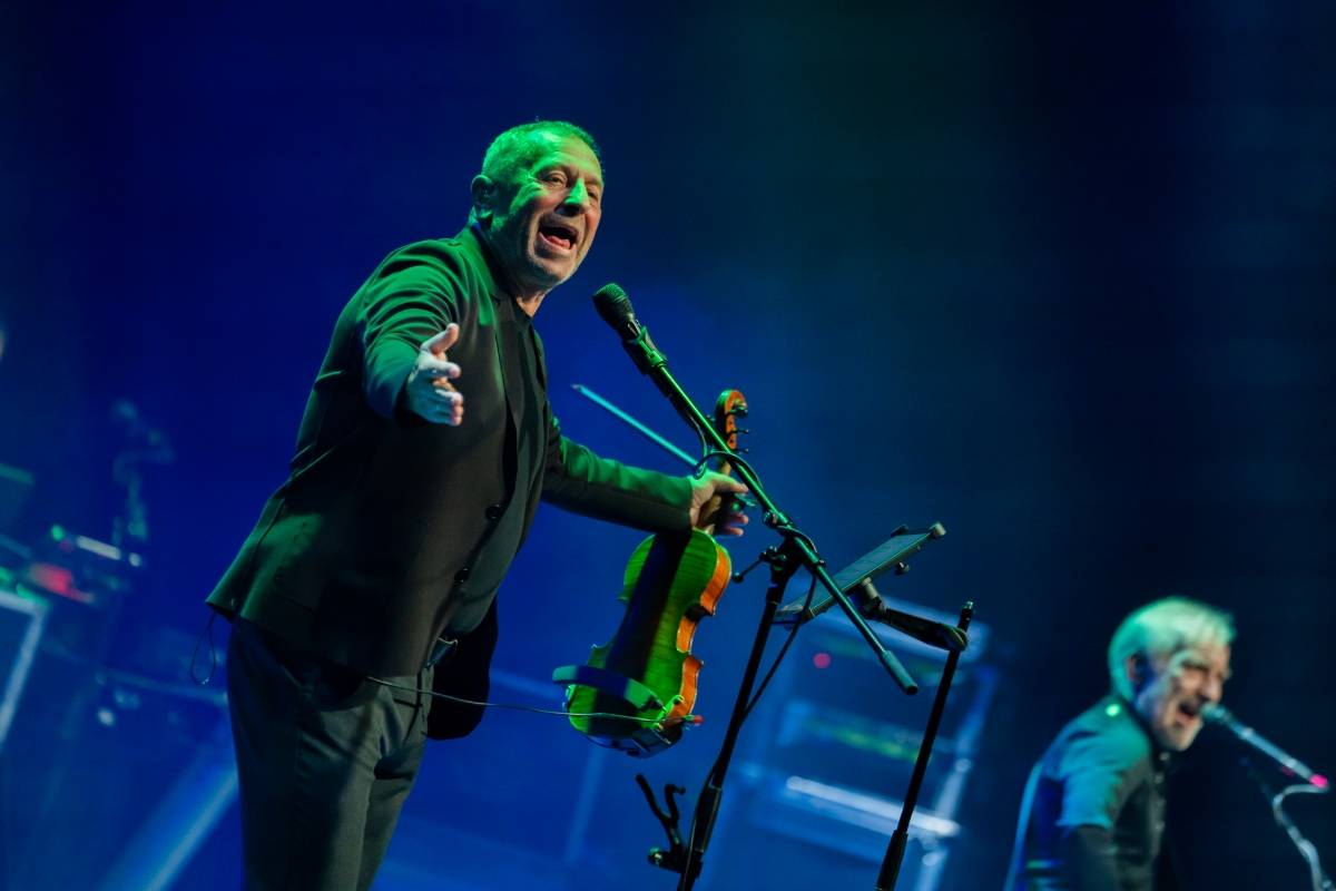 Čechomor zavítal s vánočním turné do Brna, doprovodila ho cimbalistka Anna Jagošová