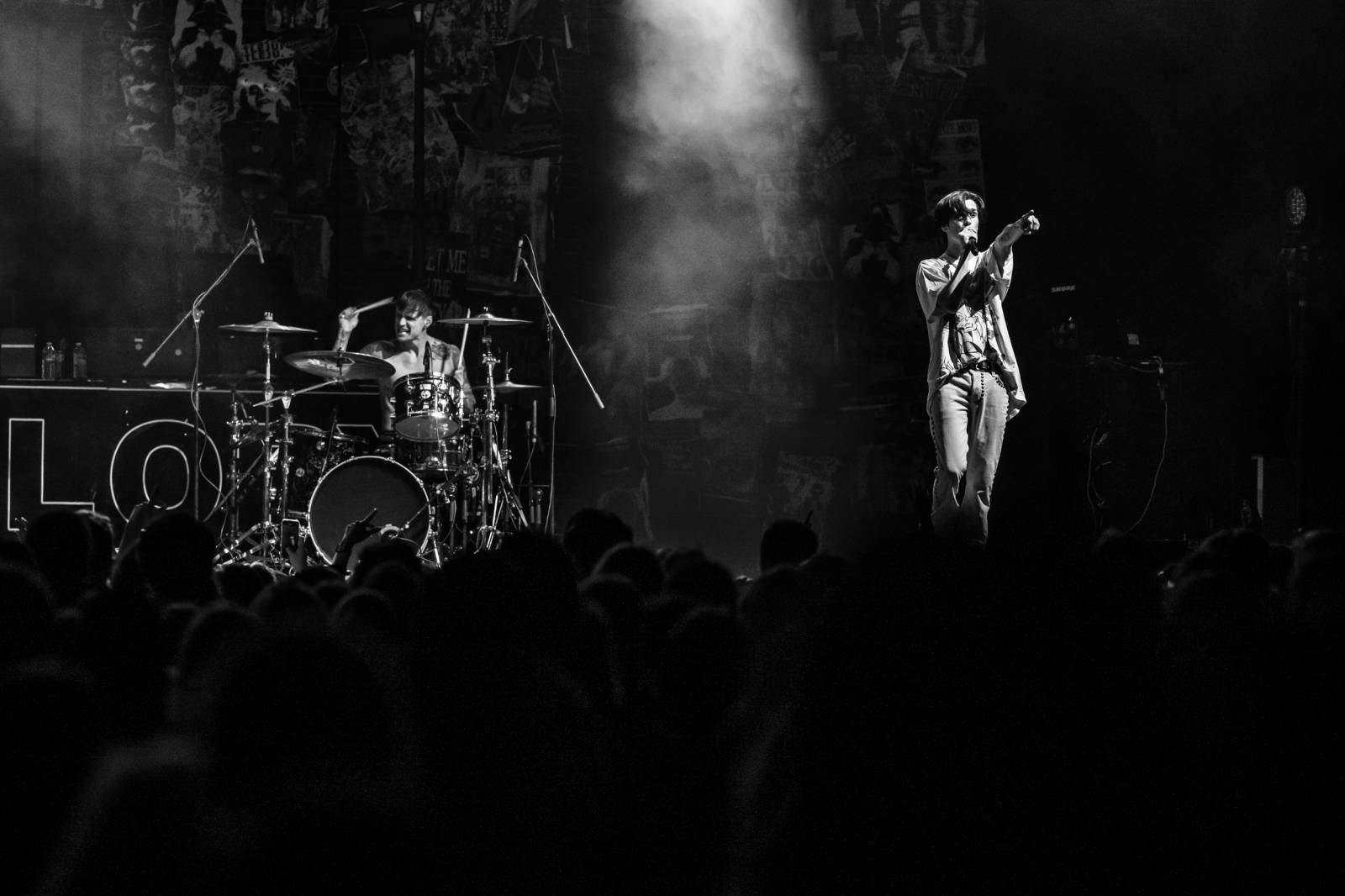 Palaye Royale rozbouřili Forum Karlín. V Praze jsme doma, hlásali