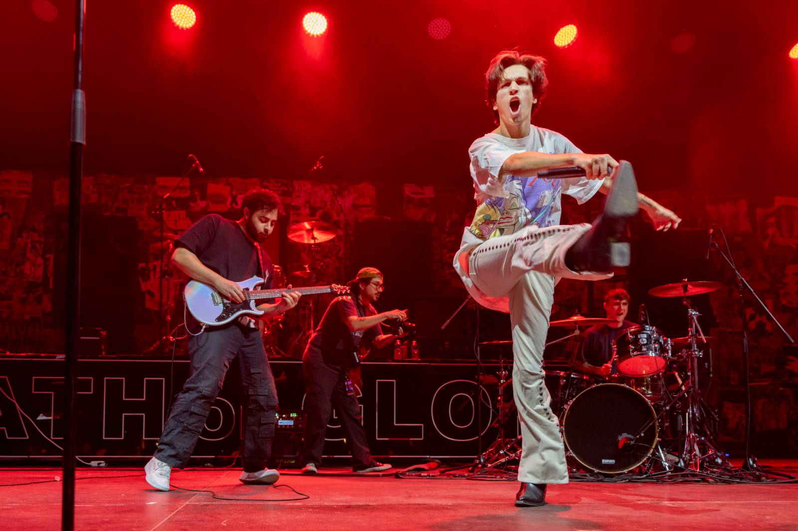 Palaye Royale rozbouřili Forum Karlín. V Praze jsme doma, hlásali