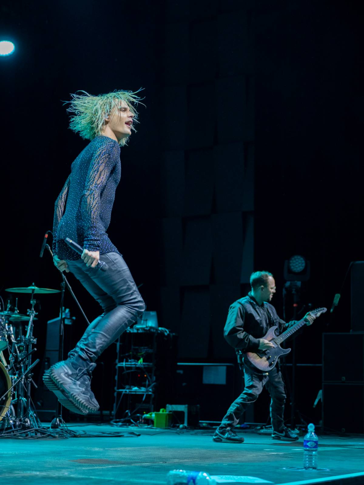 Palaye Royale rozbouřili Forum Karlín. V Praze jsme doma, hlásali