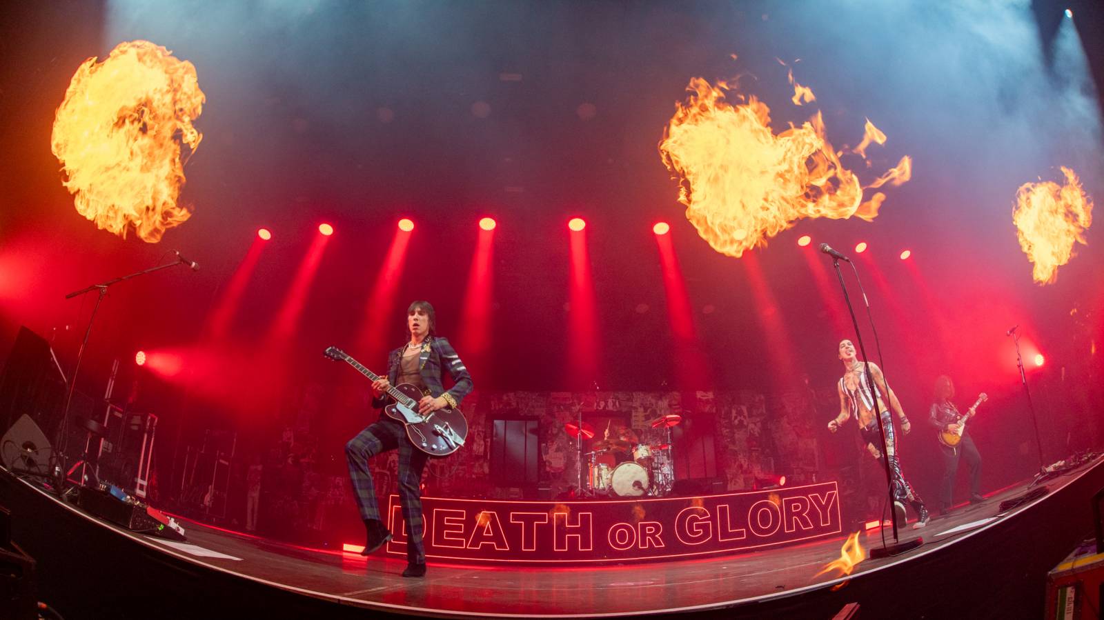 Palaye Royale rozbouřili Forum Karlín. V Praze jsme doma, hlásali