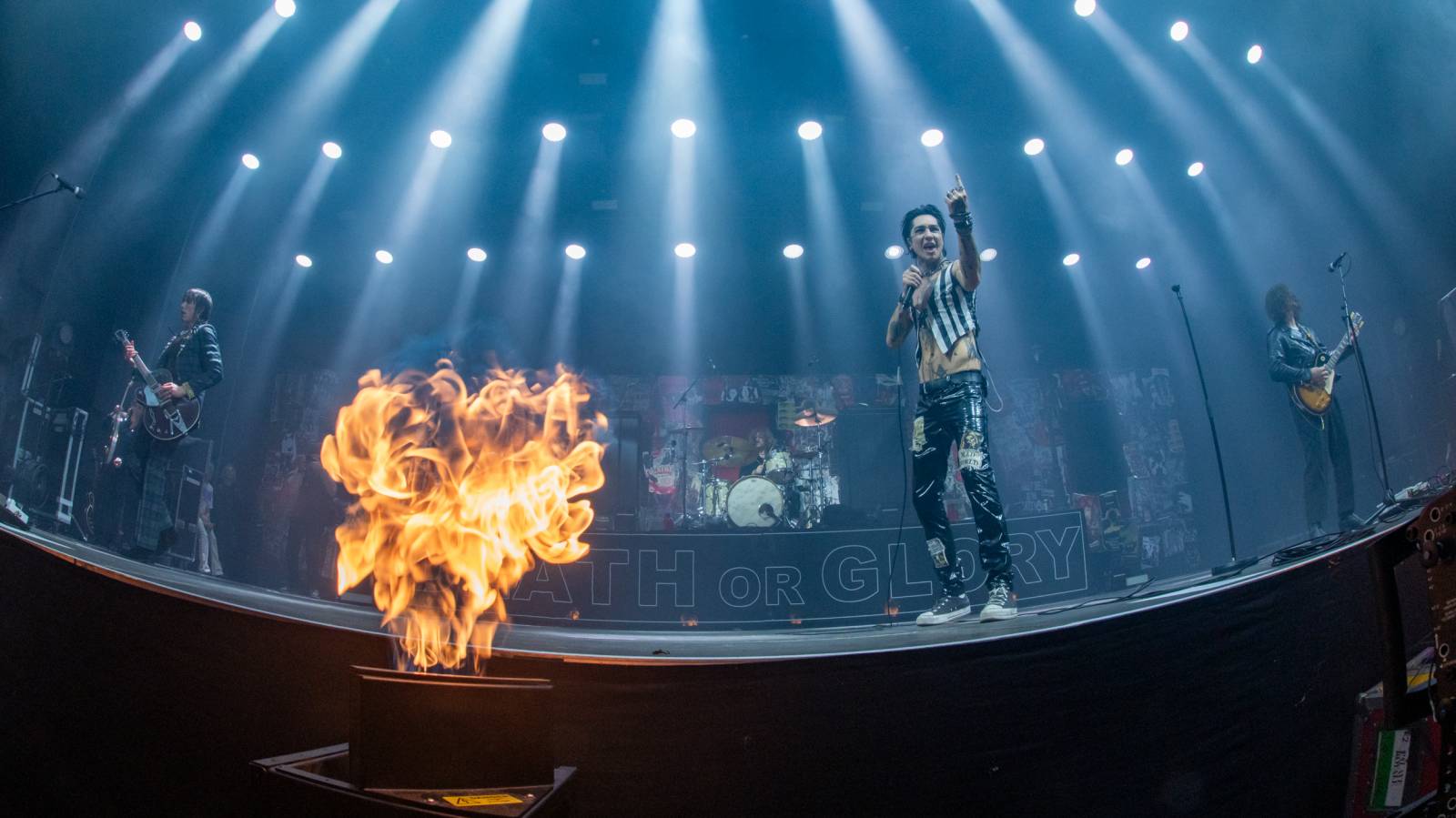 Palaye Royale rozbouřili Forum Karlín. V Praze jsme doma, hlásali