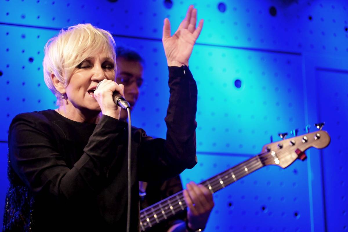 Jazz Dock ovládla skvělá Bára Basiková se svým Basic Bandem