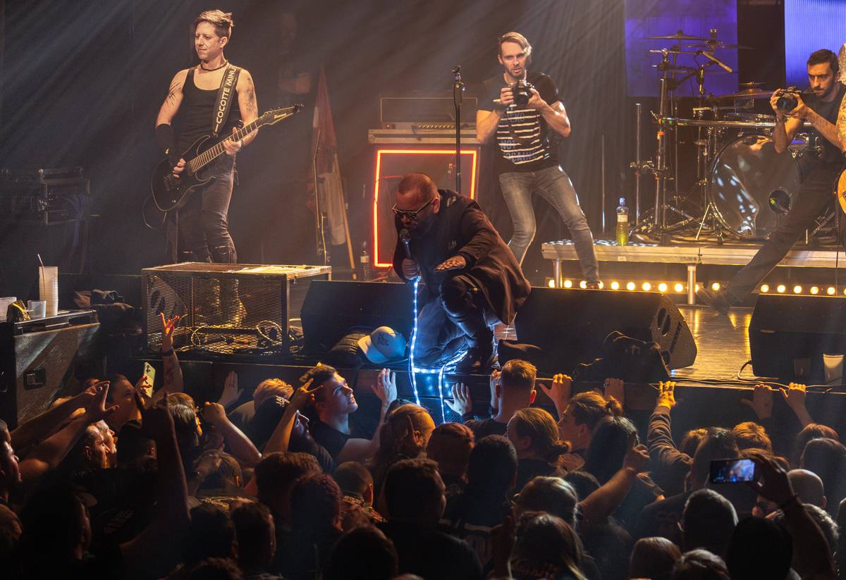 Cocotte Minute se loučí s turné k albu Best Off Kha, do Paláce Akropolis si pozvali Vojtaana a Thoma Frödeho