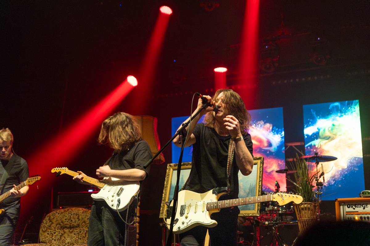 Cocotte Minute se loučí s turné k albu Best Off Kha, do Paláce Akropolis si pozvali Vojtaana a Thoma Frödeho