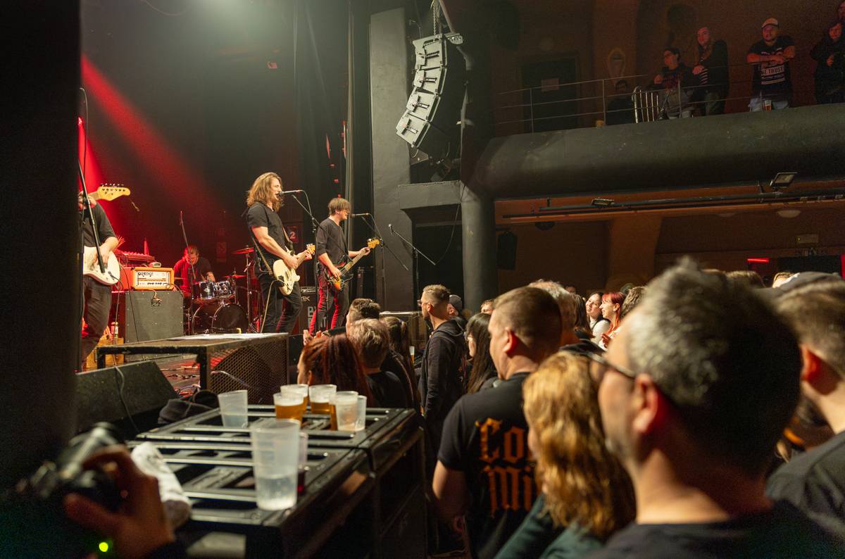 Cocotte Minute se loučí s turné k albu Best Off Kha, do Paláce Akropolis si pozvali Vojtaana a Thoma Frödeho