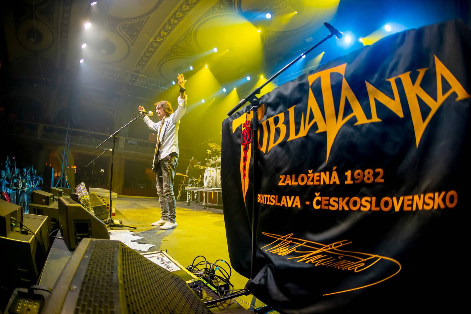 Vánoce po Slovensku. Tublatanka a Peter Nagy rozezpívali svými hity pražskou Lucernu