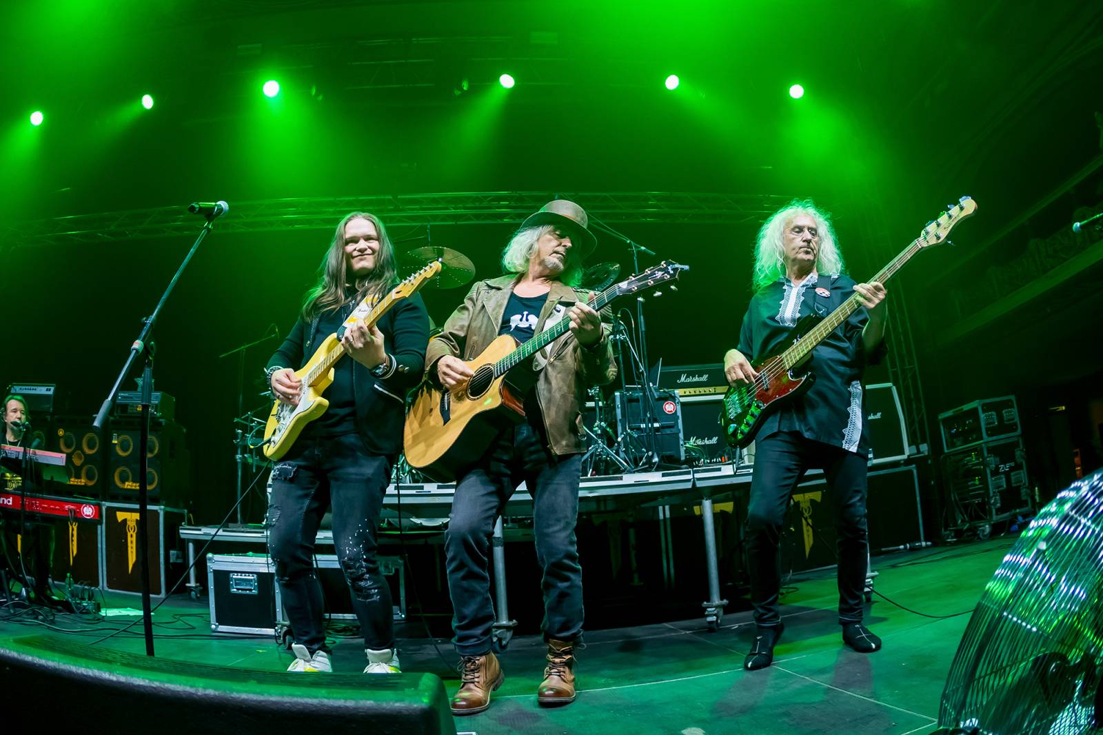 Vánoce po Slovensku. Tublatanka a Peter Nagy rozezpívali svými hity pražskou Lucernu