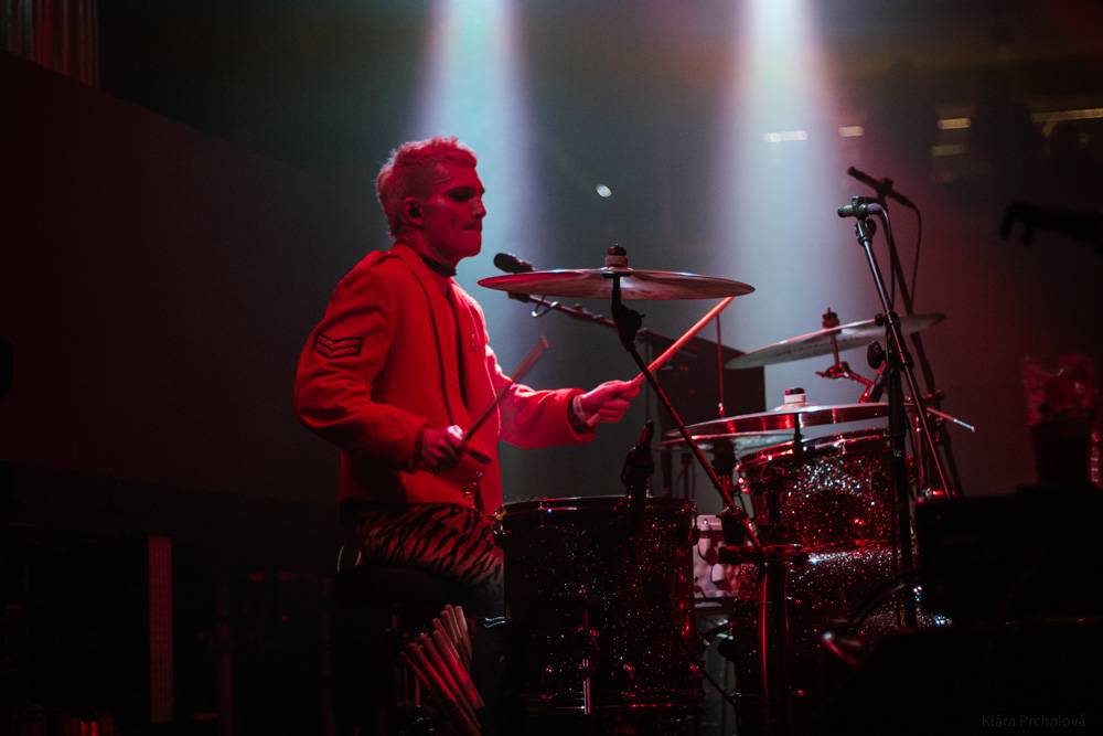 MYDY měli v Lucerna Music Baru energie na rozdávání, roztančili celý klub