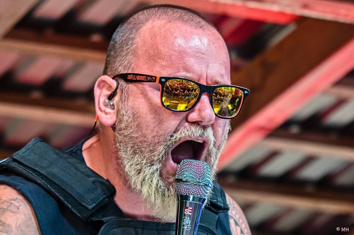 Rok 2024 objektivem fotografů | Martin Hanáček zachytil Metalfest, Pekelný ostrov i koncerty Tří sester, Visacího zámku či The Fialky