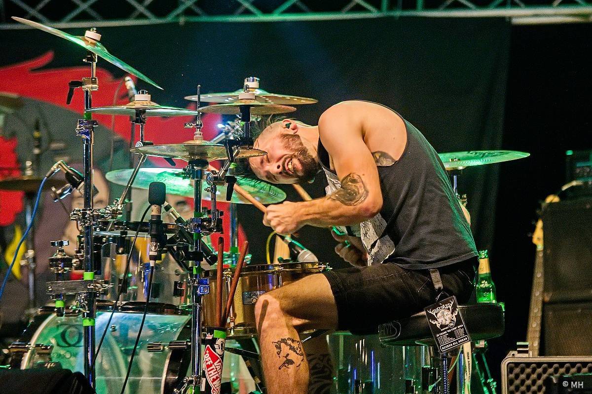 Rok 2024 objektivem fotografů | Martin Hanáček zachytil Metalfest, Pekelný ostrov i koncerty Tří sester, Visacího zámku či The Fialky