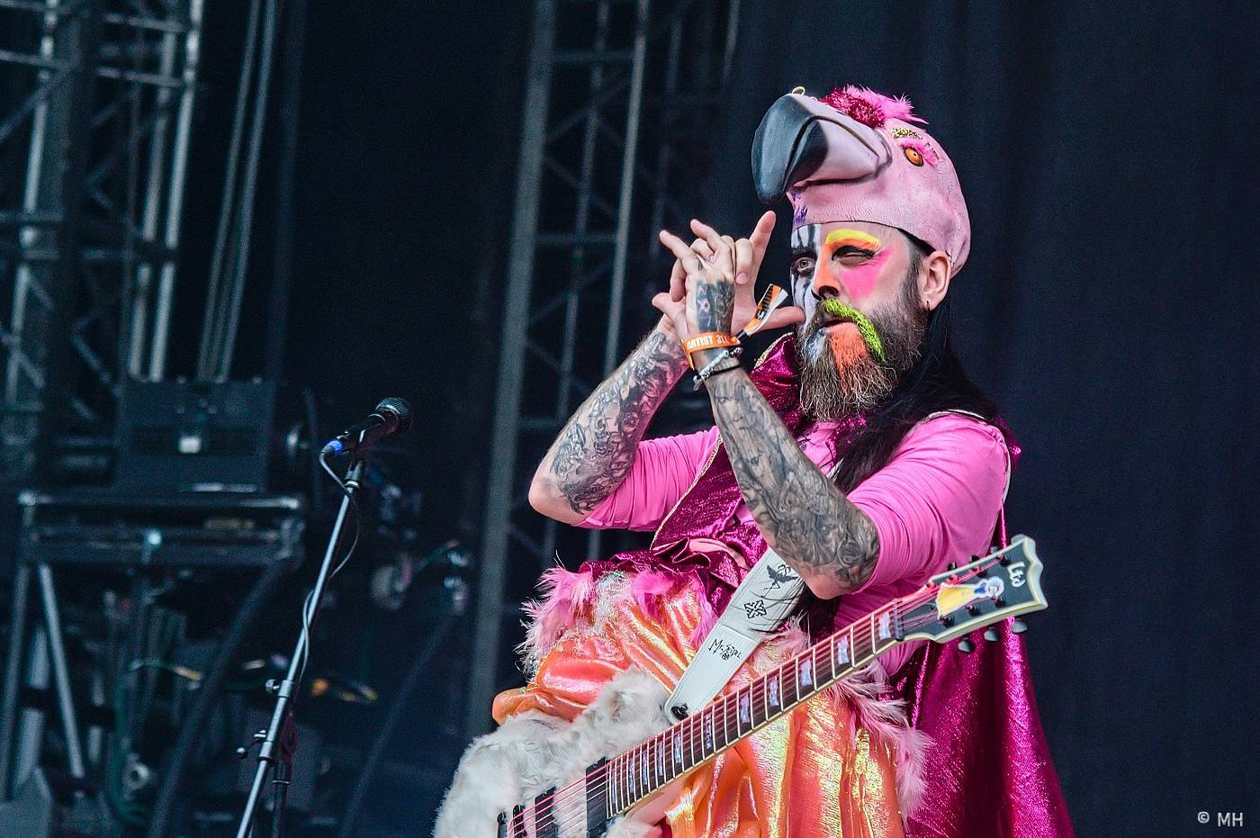 Rok 2024 objektivem fotografů | Martin Hanáček zachytil Metalfest, Pekelný ostrov i koncerty Tří sester, Visacího zámku či The Fialky