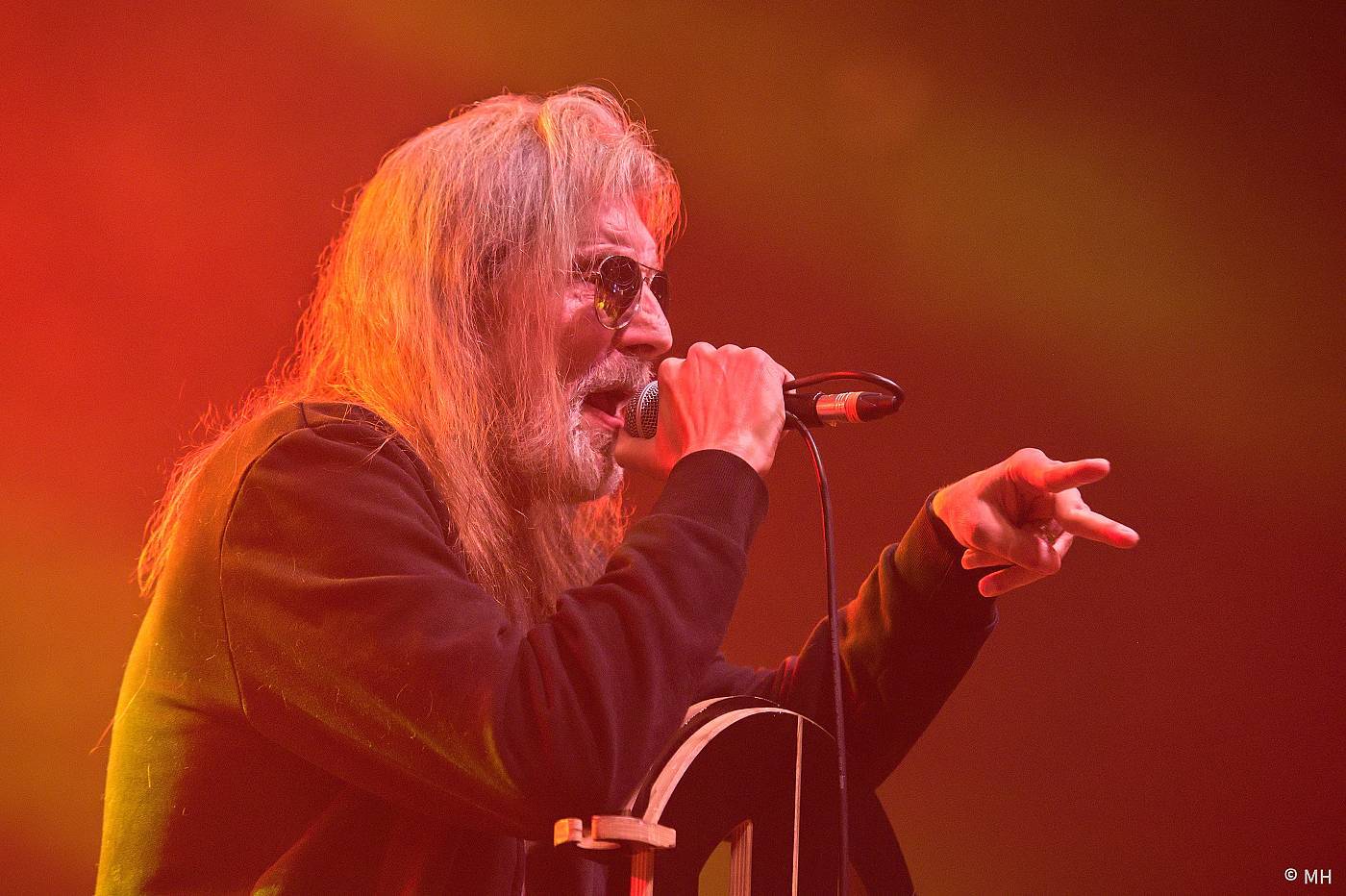 Rok 2024 objektivem fotografů | Martin Hanáček zachytil Metalfest, Pekelný ostrov i koncerty Tří sester, Visacího zámku či The Fialky